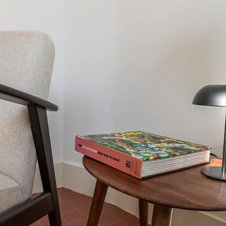 דירה Alvalade 58 - Charming 2 Bedroom With Ac Near The Airport And Center ליסבון
