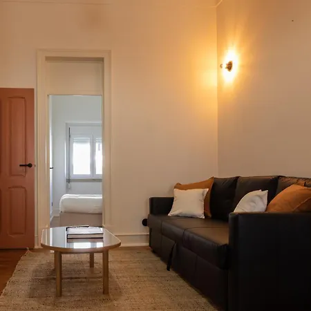 Alvalade 58 - Charming 2 Bedroom With Ac Near The Airport And Center דירה