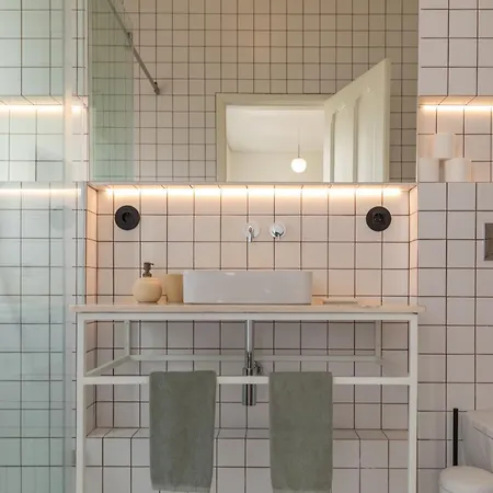 Alvalade 58 - Charming 2 Bedroom With Ac Near The Airport And Center