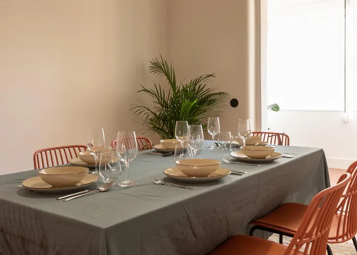 Alvalade 58 - Charming 2 Bedroom With Ac Near The Airport And Center Appartement Lissabon