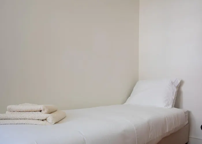 Alvalade 58 - Charming 2 Bedroom With Ac Near The Airport And Center *